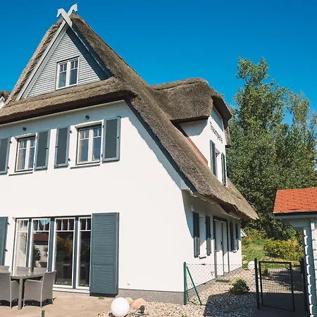 Traumperle Holiday home *